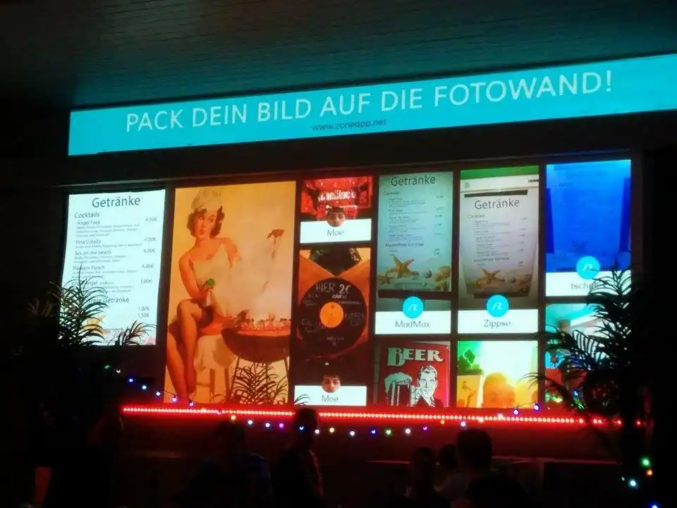 zoneapp used to live stream images posted in a zone on an event